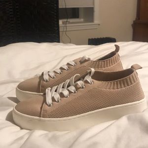 Steve Madden Emmi Platform Shoe